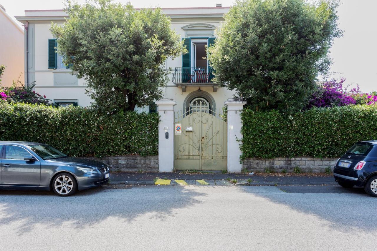 Appartement Casa Ginevra - 3 Minutes Walk From The Sea à Livourne Extérieur photo